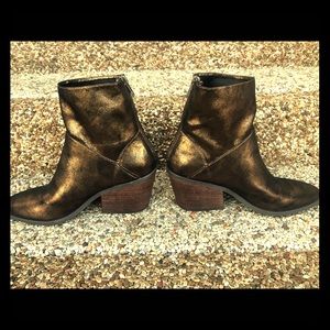 Bronze/Dark Gold Boots